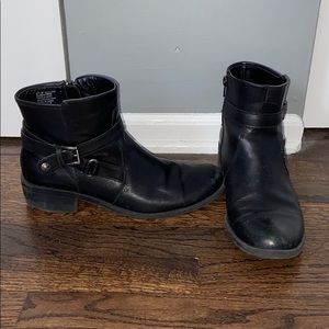 Anne Klein Ankle booties